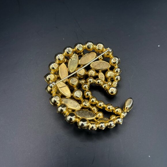 Vintage Rhinestone Brooch – Likely 1960s–1970s – Juliana / Sherman Style - Picture 9 of 10
